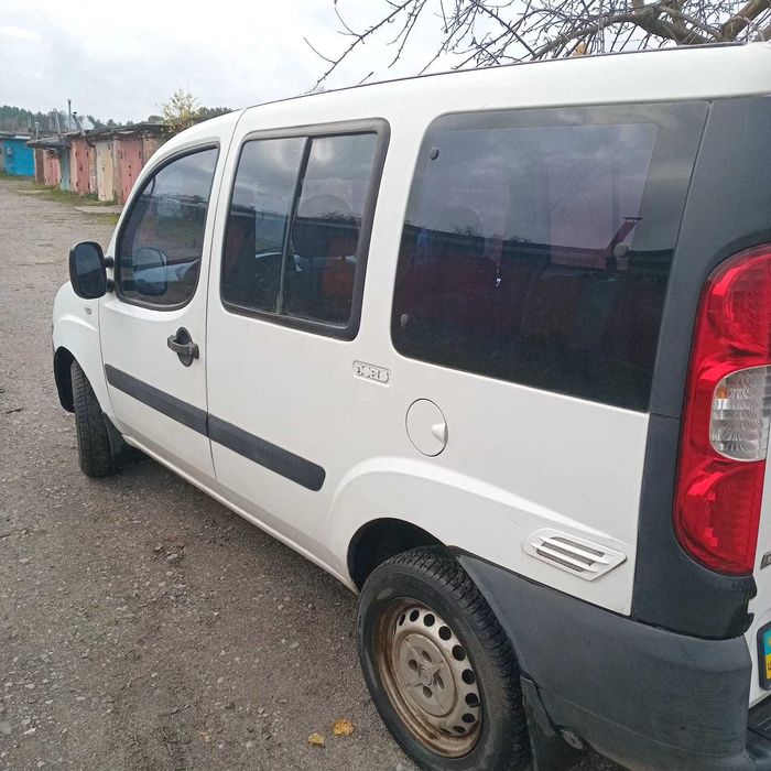 FIAT DOBLO 2009 газ/бензин