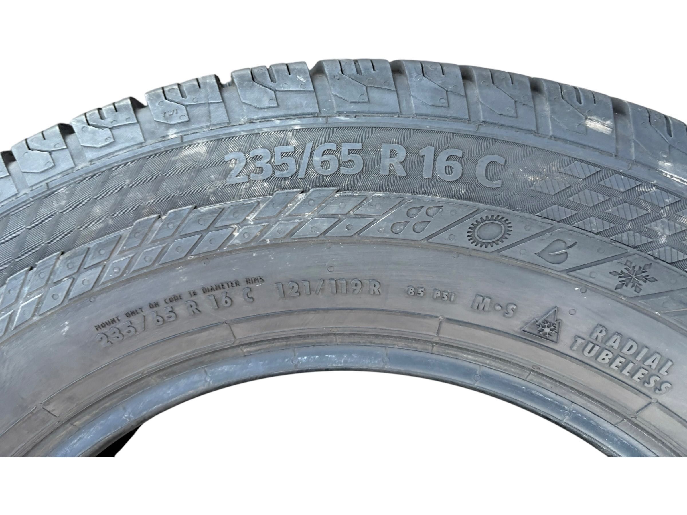 235/65/16C CONTINENTAL Van Contact 4 Season 121/119R 23 ROK