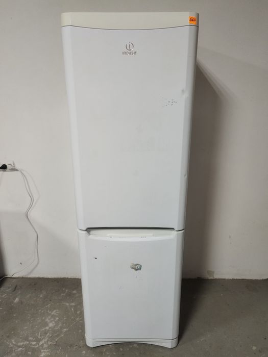 Холодильник Indesit 187 cm. з Європи.