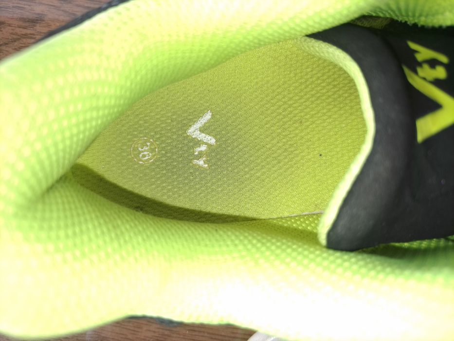 Кросівки Vty 36 розмір.Взуття.Кроссовки