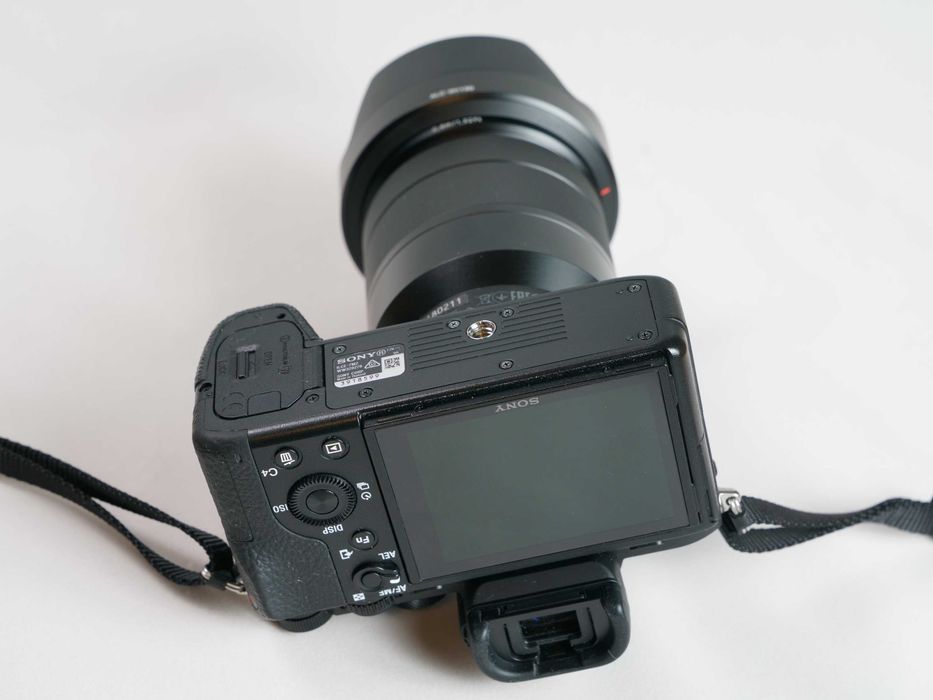 SONY A7 II gen. + obiektyw SONY ZEISS F4/FE 24-70 przebieg ok 6500 kl.