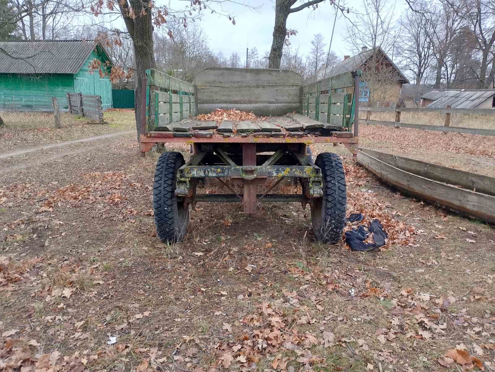 Причеп  двох осний
