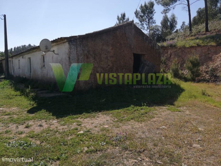 Terreno com Ruína em Marmelete- Monchique.