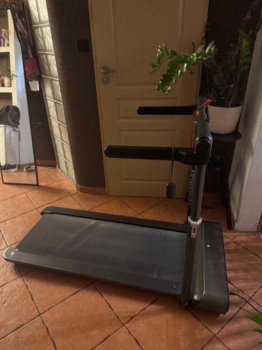 Składana bieżnia Dynamax Runningpad - czarna