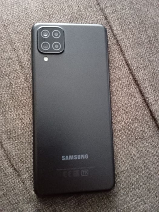 Продам Samsung A12 3/32