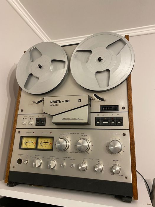 Илеть 110. Магнітофон бобінний.