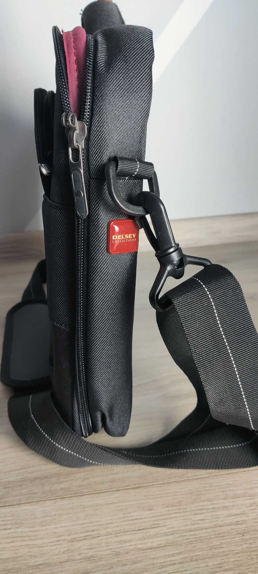 Sprzedam nową oryginalną torbę na laptopa Delsey colletion