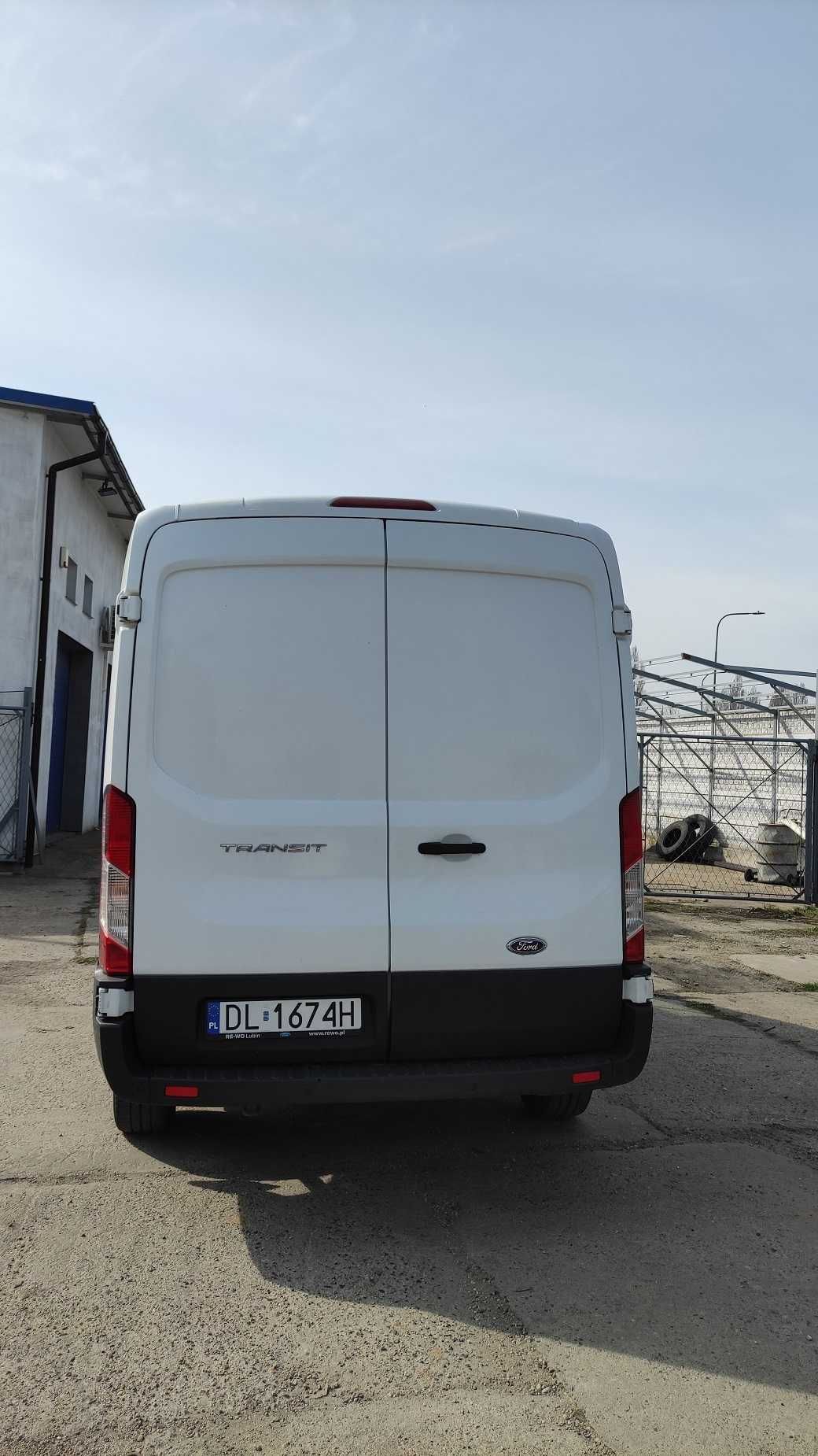 Ford Transit samochód dostawczy