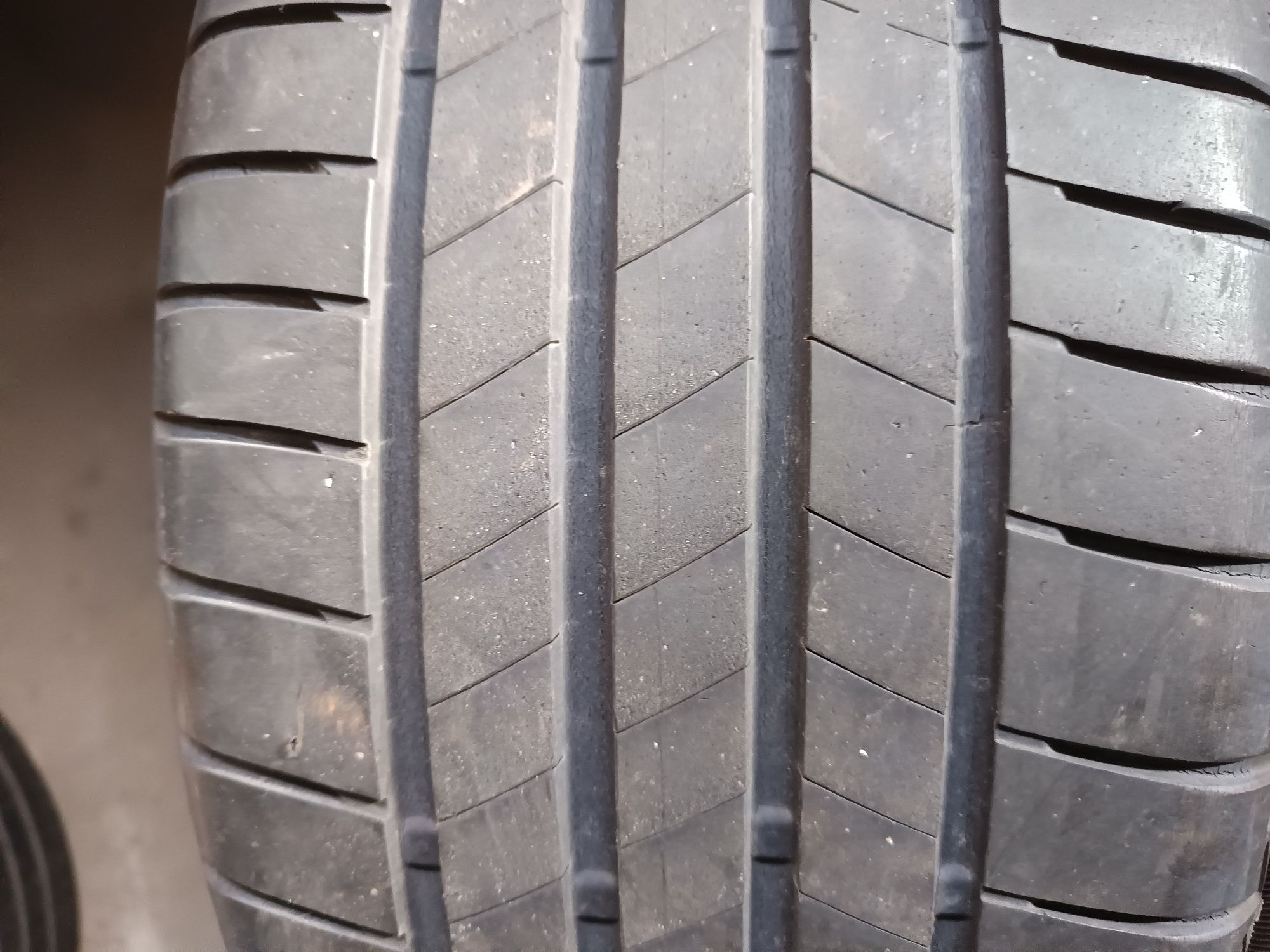Opony 225/40 r18 Bridgestone