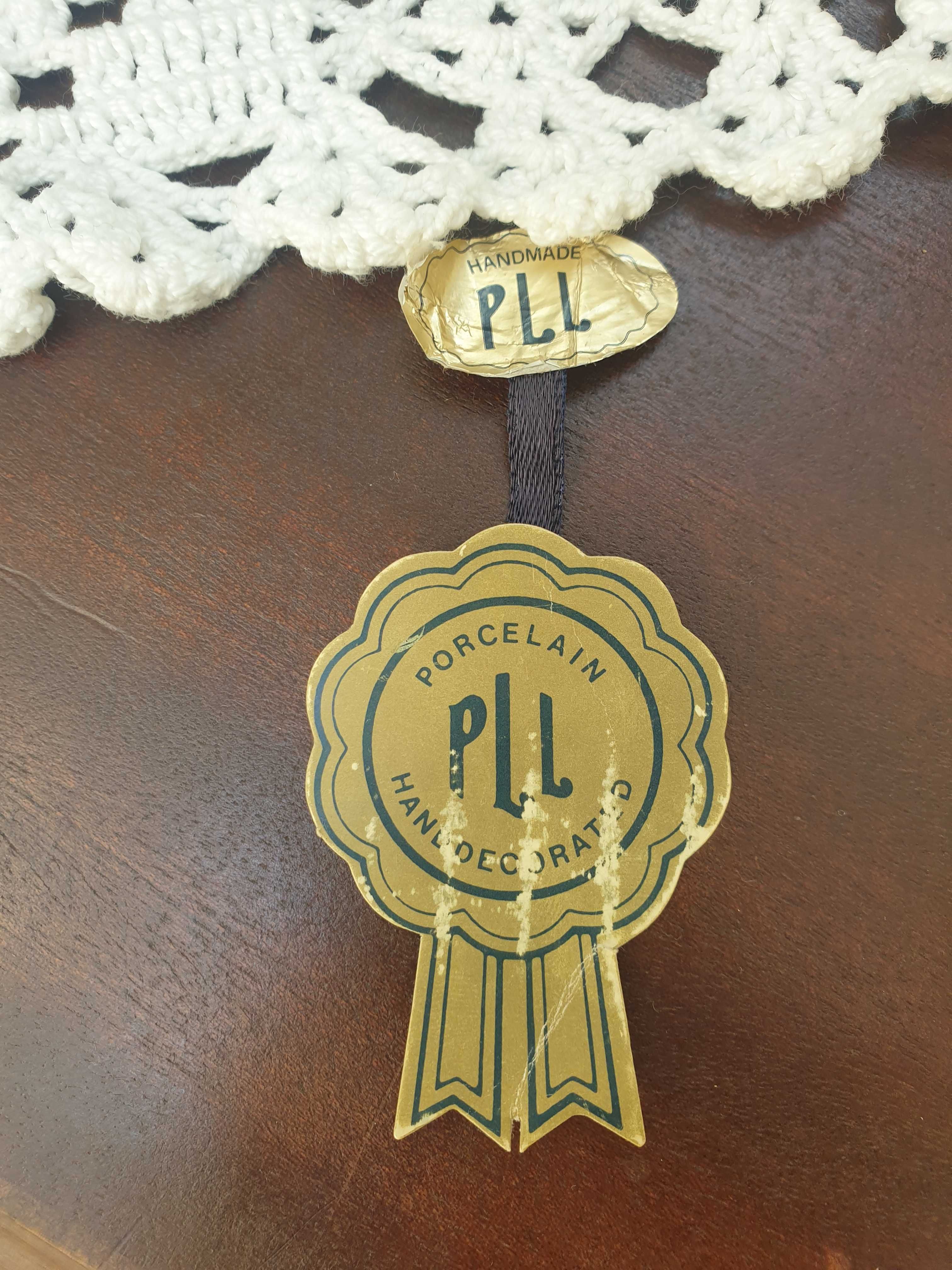 Pote de porcelana da PLL Aveiro pintado á mão