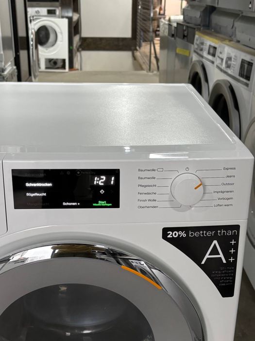 Сушильна машина Miele TWF 505 WP