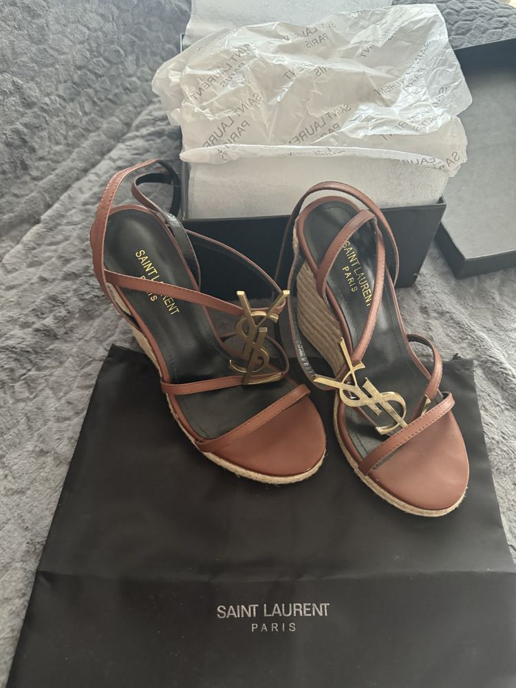 Koturny raffia SAINT LAURENT jak nowe 37