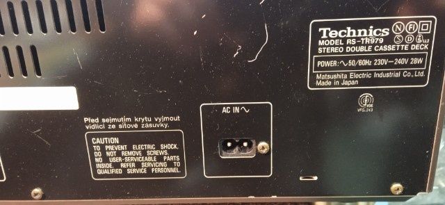 Technics STR-979