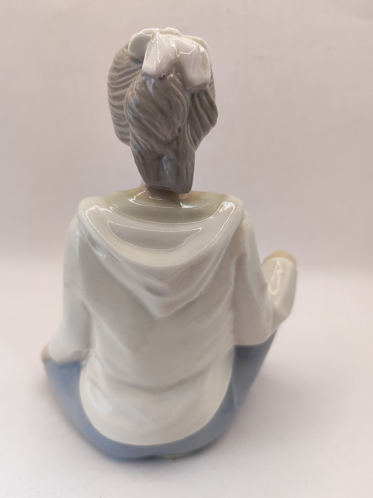 Figurka kolekcjonerska Tengra Hiszpania dziewczyna porcelana handmade