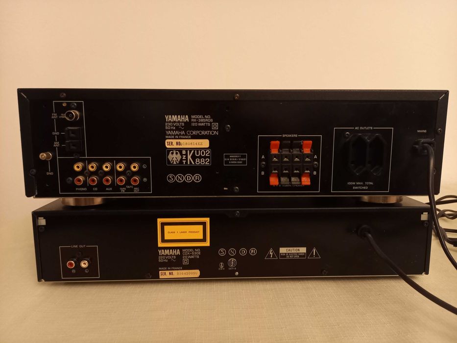 Zestaw stereo YAMAHA : Amplituner RX 385RDS i odtwarzacz CDX 530E