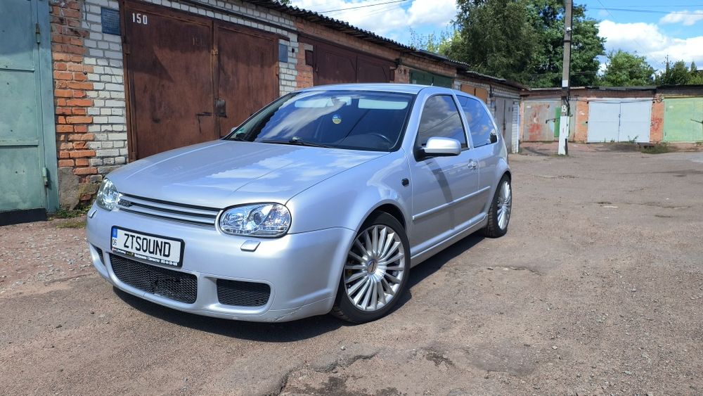 Диски Ronal R39 R17 5x100 8J ET35 з шинами Uniroyal Rain 225/45