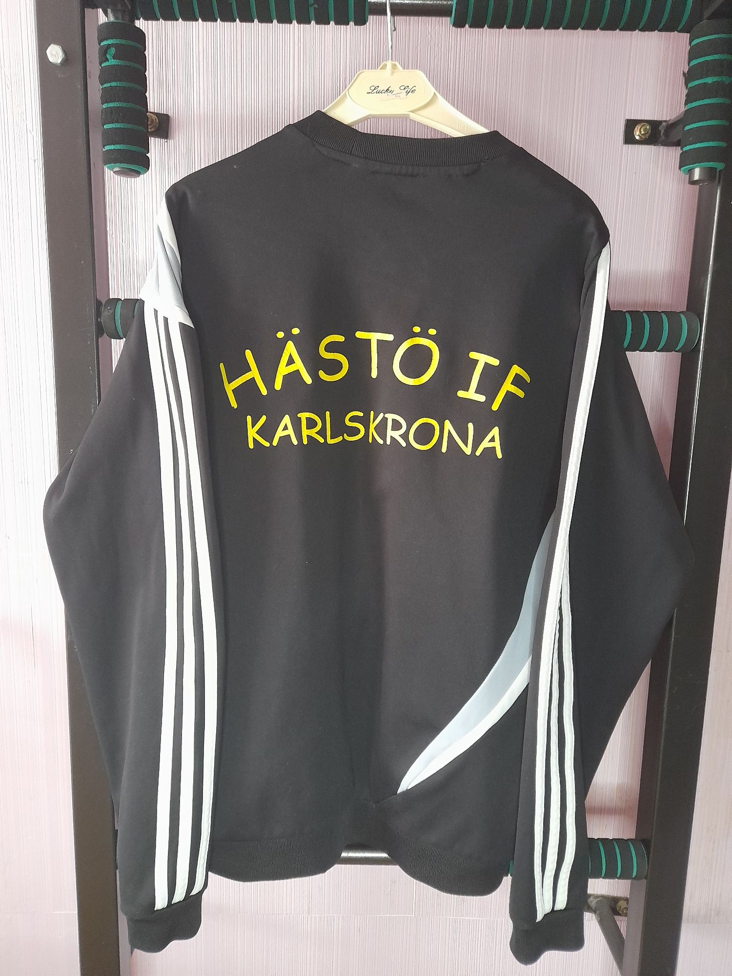 свитшот adidas, made in China