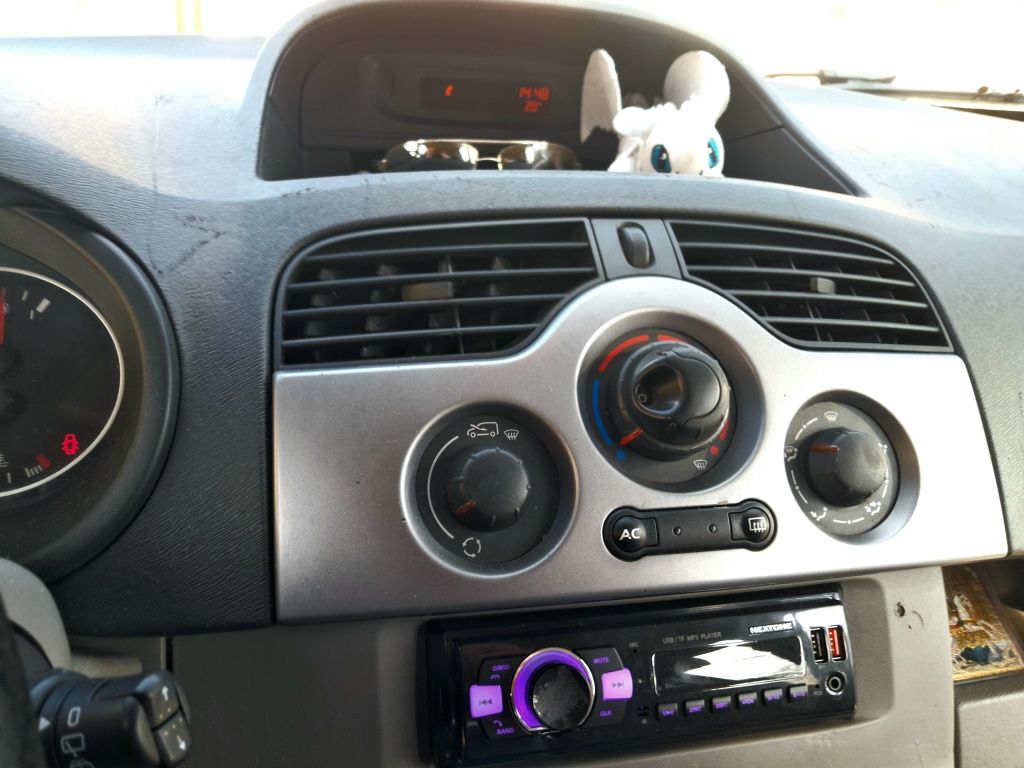 Продаю RENAULT КANGOO 2008г (пассажир) газ/бензин,  мотор 1,6л