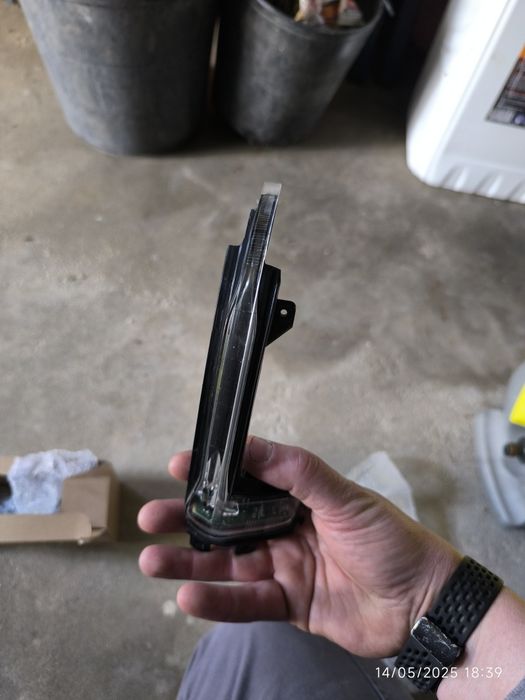Vendo piscas originais Audi A4 A5 b8 
e Audi A3 8p