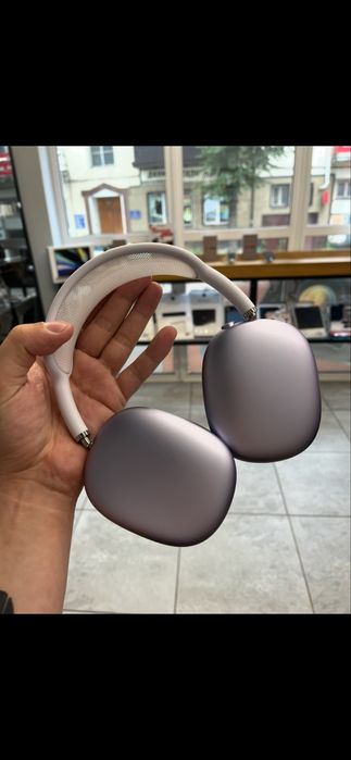 Airpods max 285$