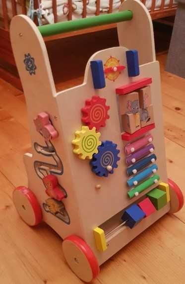Tablica Edukacyjna Manipulacyjna Pchacz Chodzik Drewniany dla Dzieci