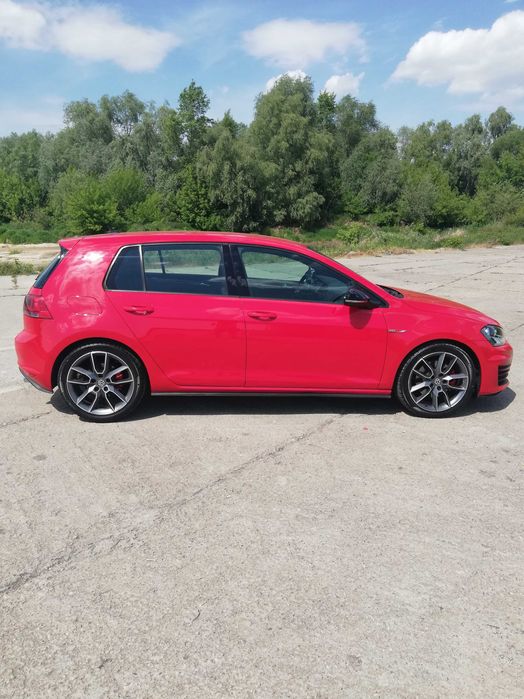 Volkswagen Golf VII GTI 2.0 TSI