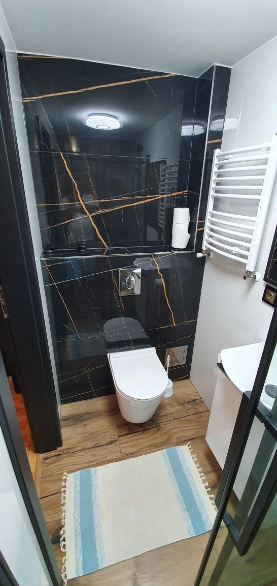 Apartament jednopokojowy nad morzem 100 metrów do plaży, jacuzzi