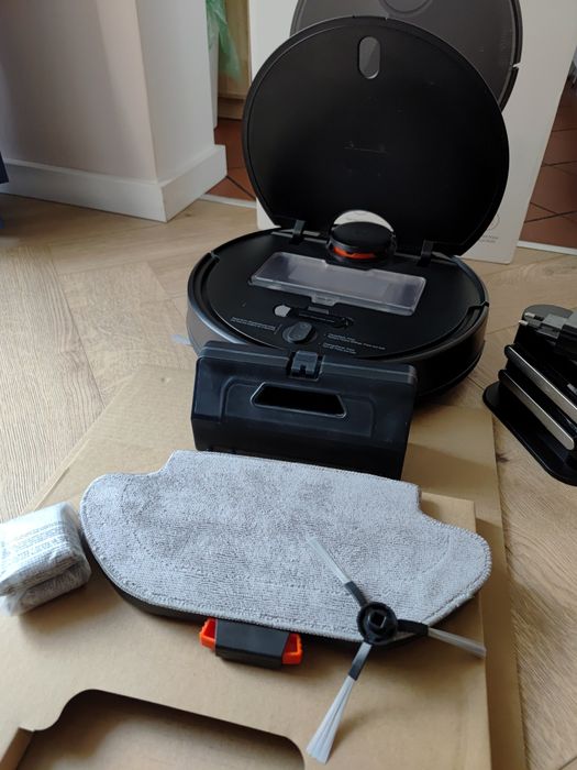 Xiaomi Mi Robot Vacuum Mop Pro