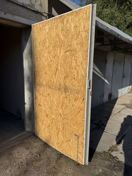 Продам капитальный гараж, кооператив ОГК Центр