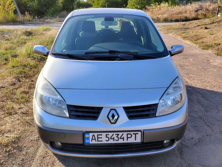 Renault Scenic 2, 2005, 1.6 МТ бенз.
