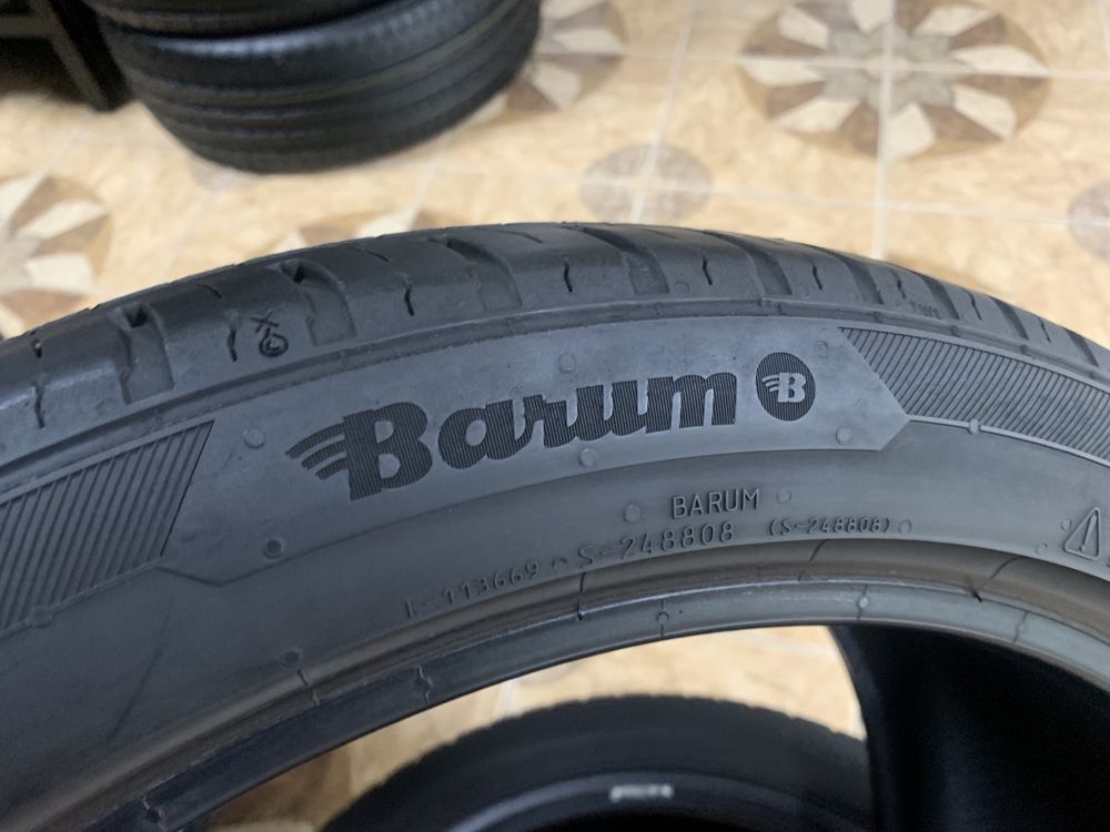235/40/19 96Y XL BARUM BRAVURIS 5 HM