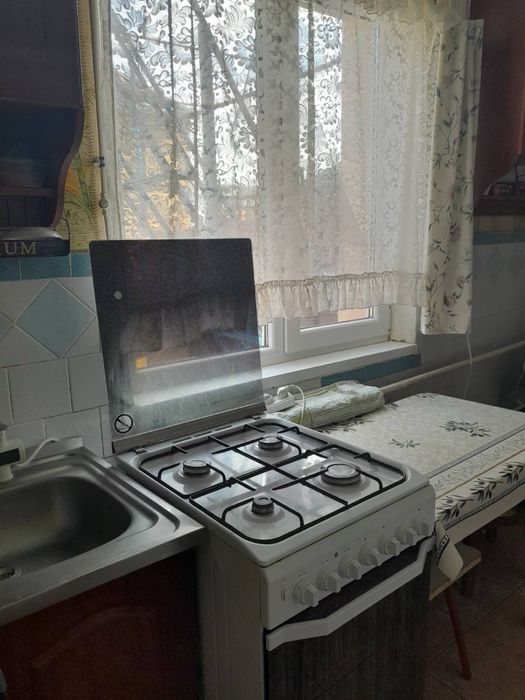 Кімната подобово, 400 грн ос томо центр,комната посуточно катрановка