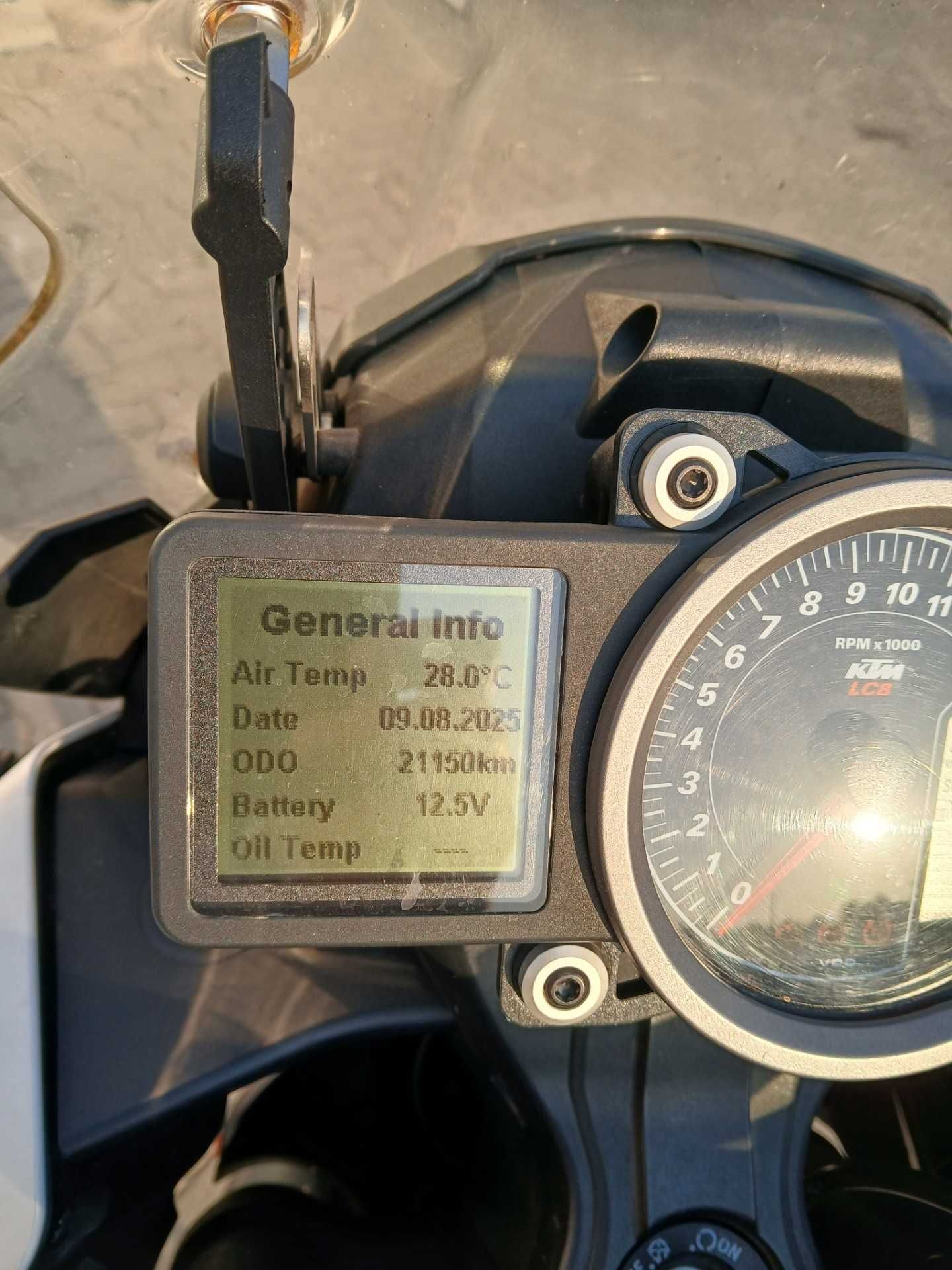 KTM Adenture 1090 R