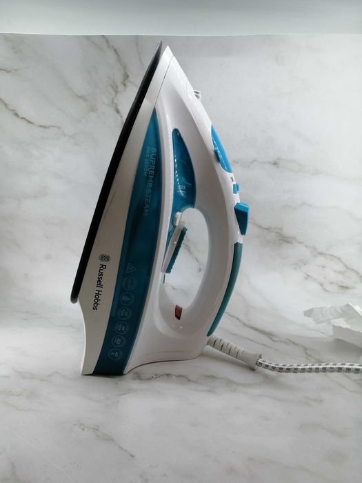 Żelazko parowe Russel Hobbs Supreme 2600W