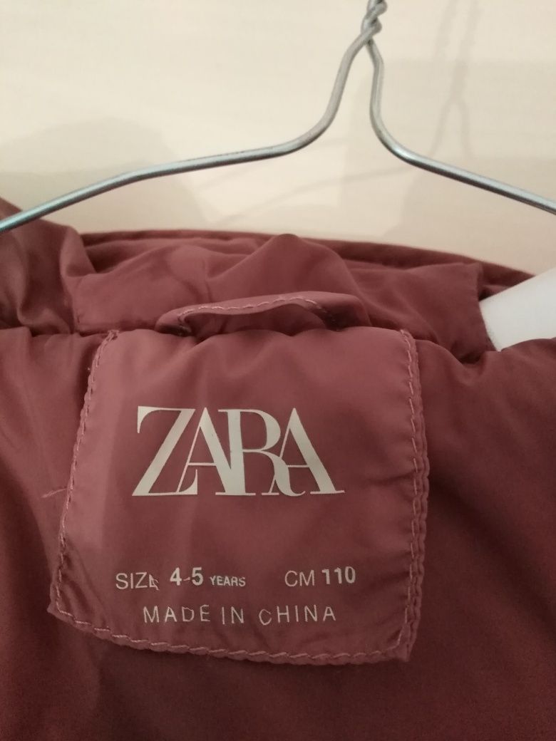 Детская куртка. Zara. 110.