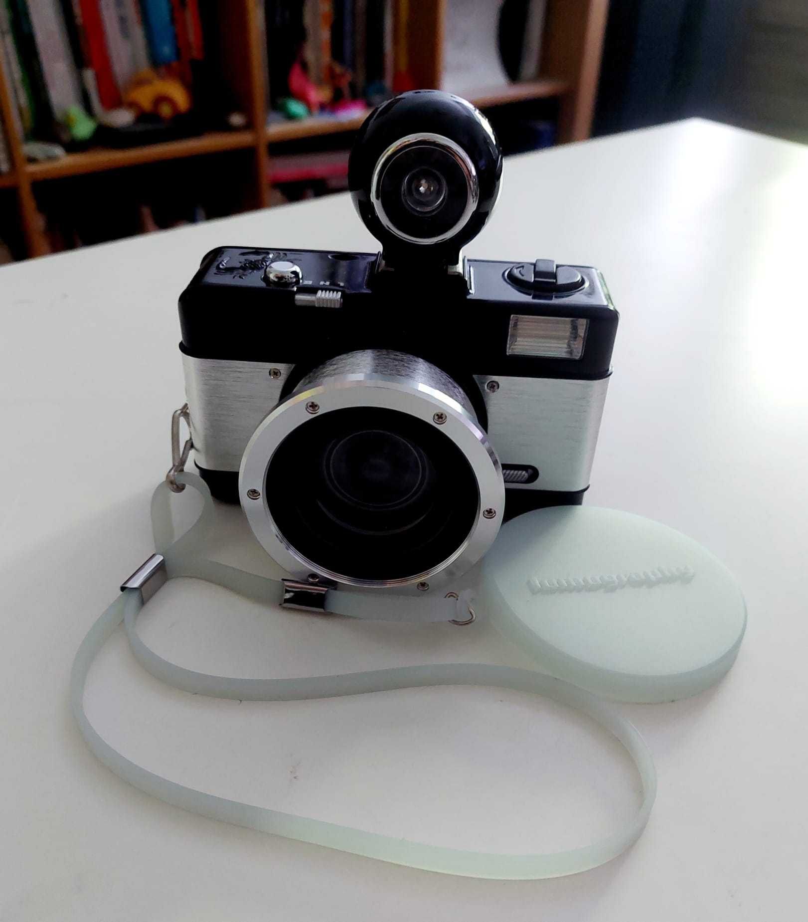 Máquina Fotográfica Analógica Lomo Fisheye 2 (Preto Prata)