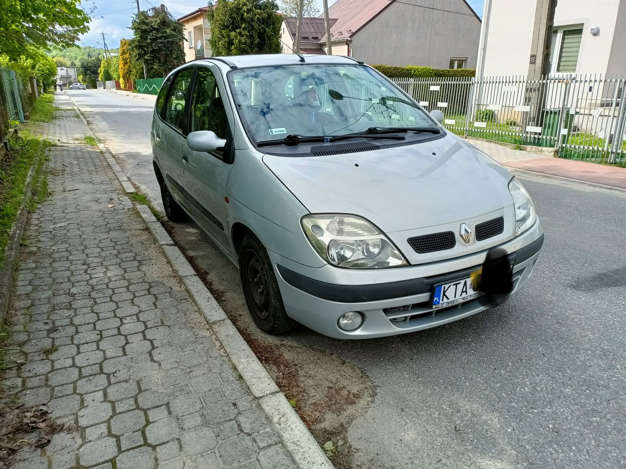 Renault Scenic 1.6 benzyna