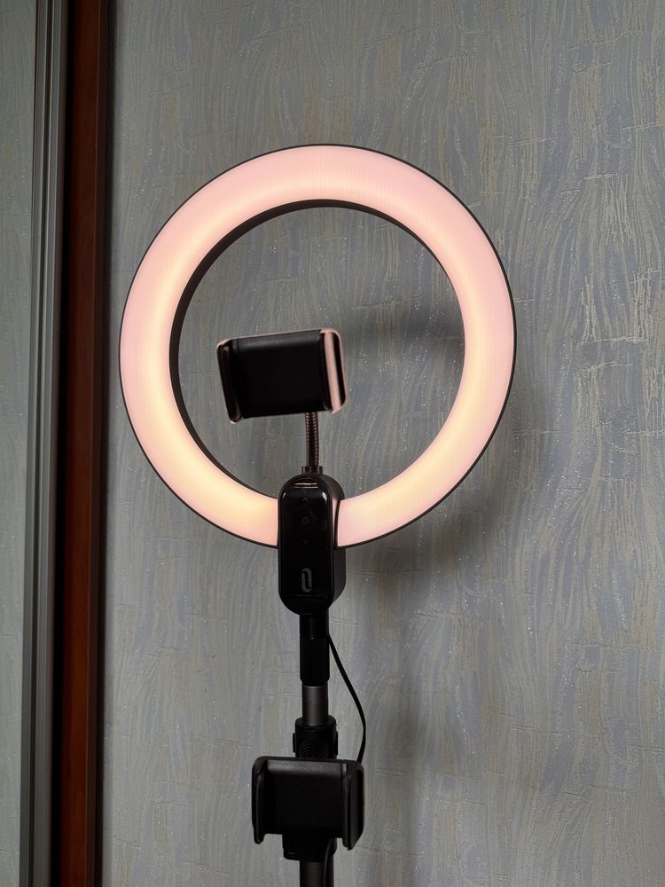 Кільцева LED-лампа TaoTronics 12" + штатив 78’’