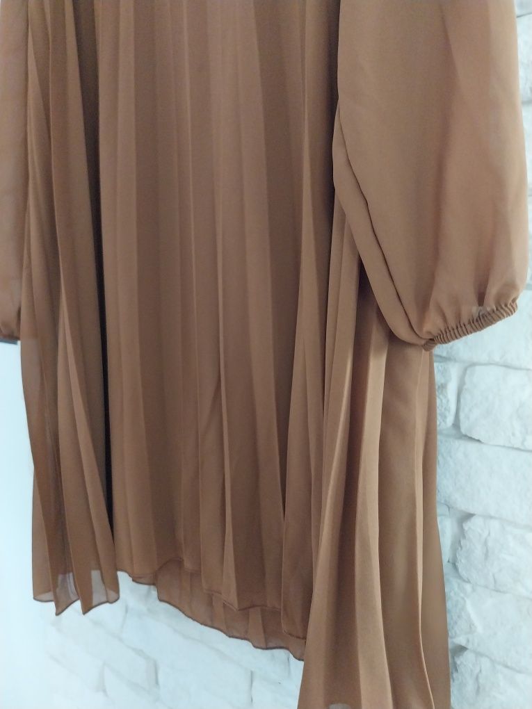 Cudo włoska plisowana karmelowa sukienka plus size xxxl 48 50