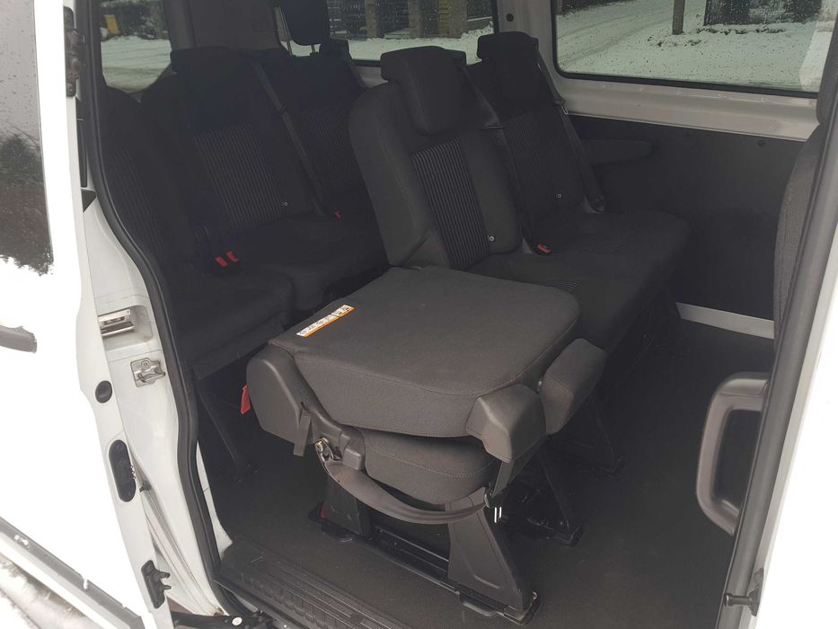 wynajmę wypożycz wynajem busa/ wypożyczalnia busów 7,8,9 osobowych os