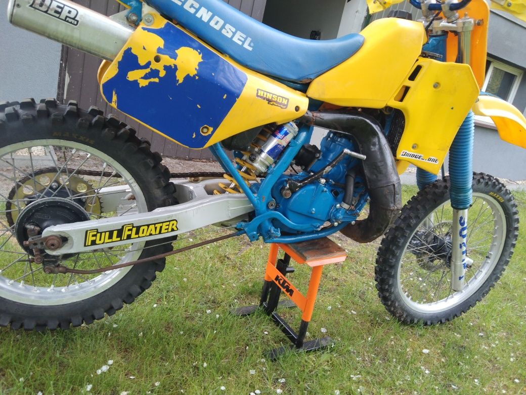 Suzuki RM 250  86r