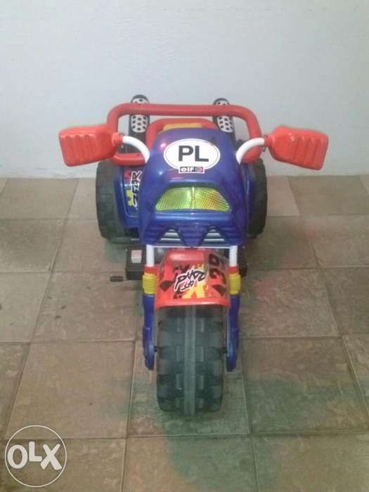 Motor na akumulator dla dziecka. Pojazd, zabawka na lato Dzień dziecka