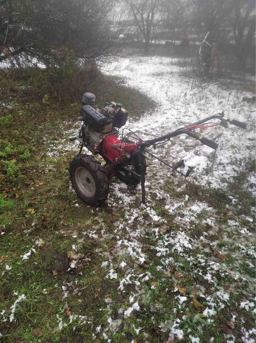 Продам мотоблок мб 2012 д-4