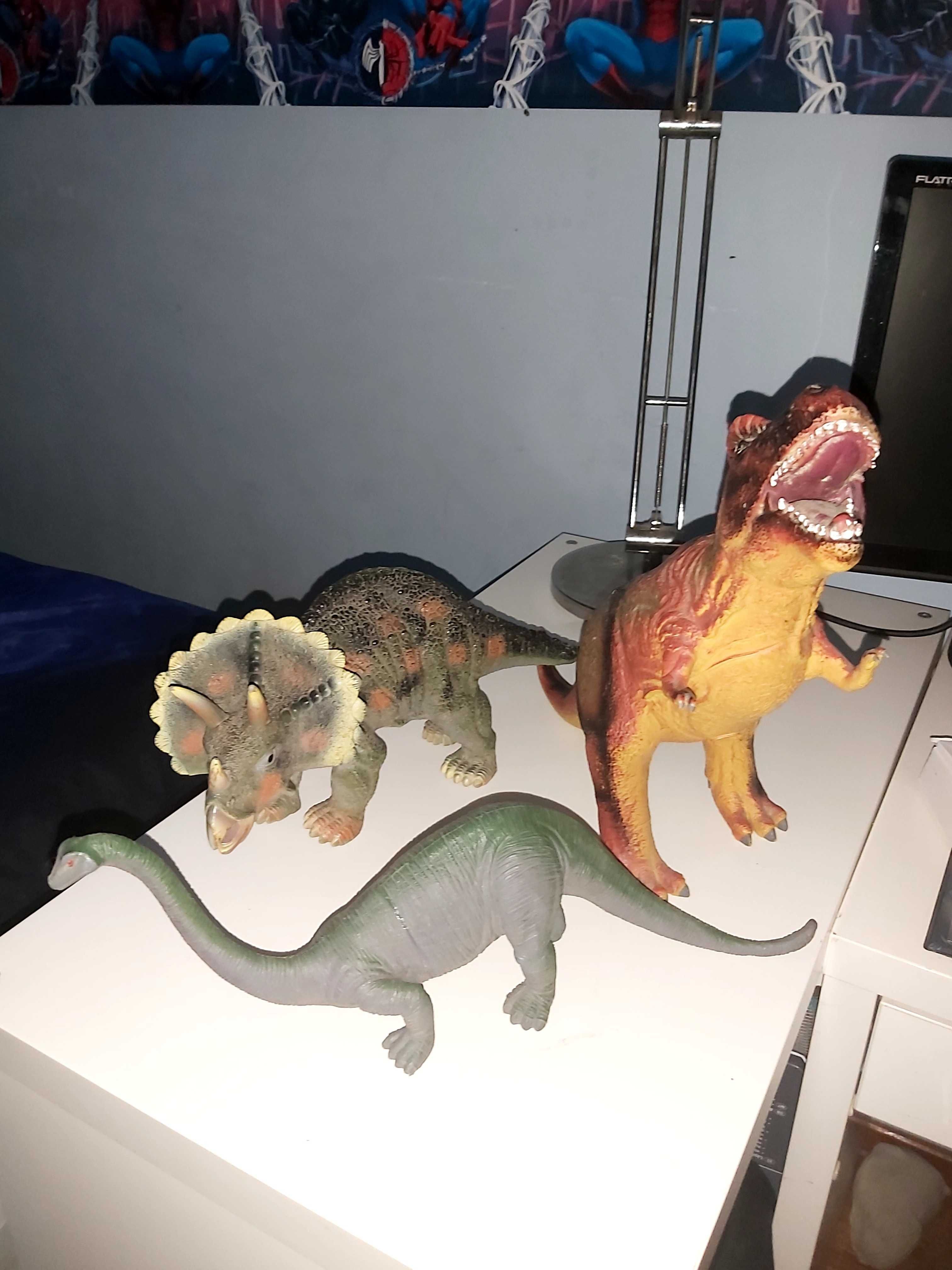 Dinossauros Borracha