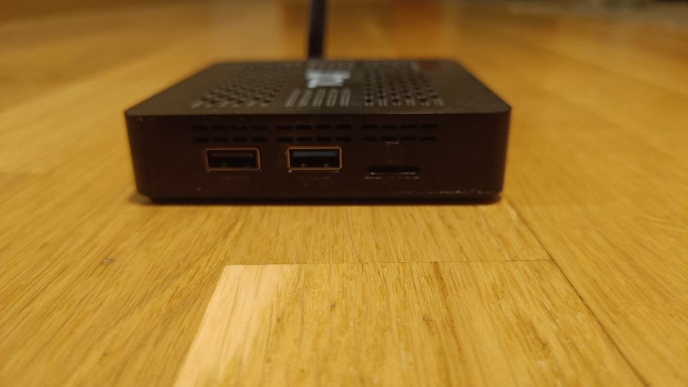 Смарт приставка Tox1