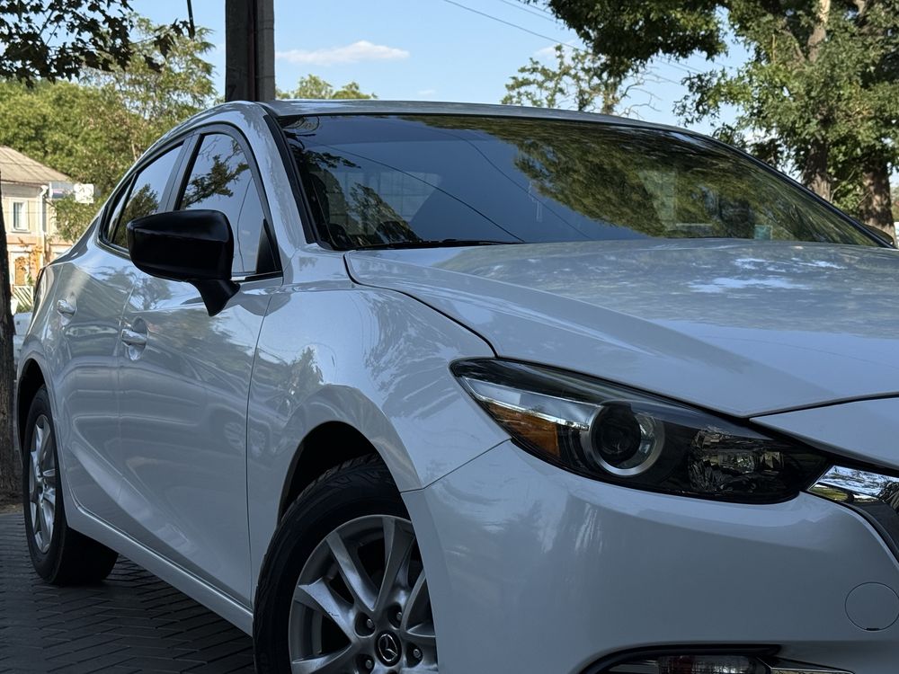 Mazda 3 2015 год, 2.0 бензир
