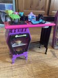 Meble z serii Monster High Upiorna Kuchnia Monster High