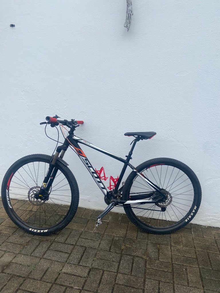 Bicicleta aspect 930
