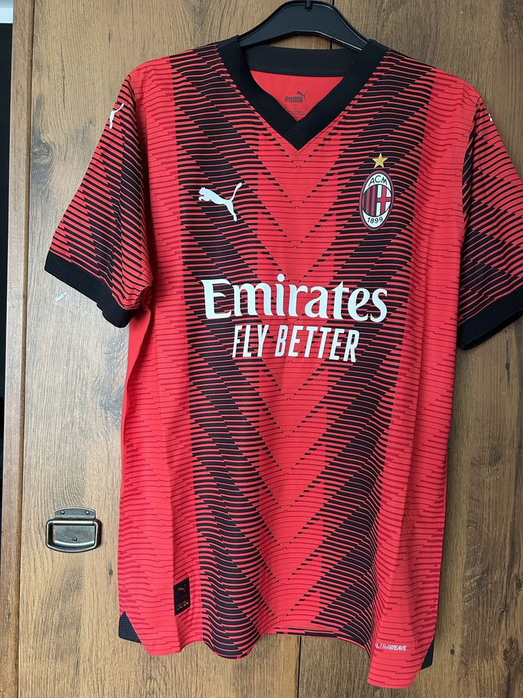 Koszulka domowa 23/24 AC Milan autentic