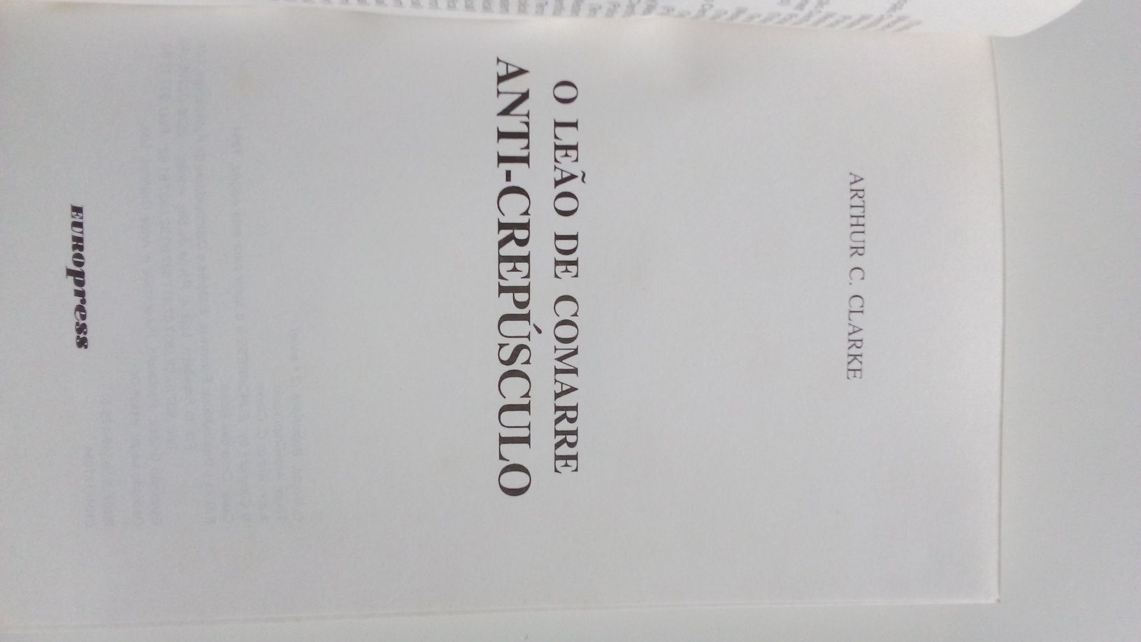 Livro "Anti Crepúsculo - O Leão de Comarre" de Arthur C. Clarke